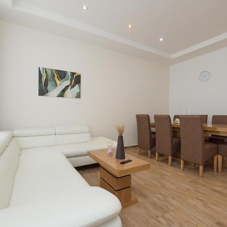 Favoriten Dream Apartment 1100 Vienna Exterior photo